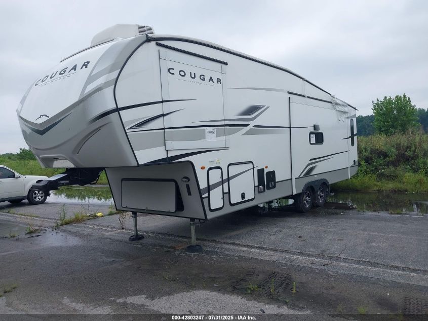 2023 Keystone Cougar white null null 4YDFCGN27P2502505 photo #3