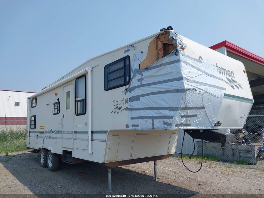 4EZFS2829VS045454 1997 Sportsman 5Th Wheel 28' Camper auction photo 1