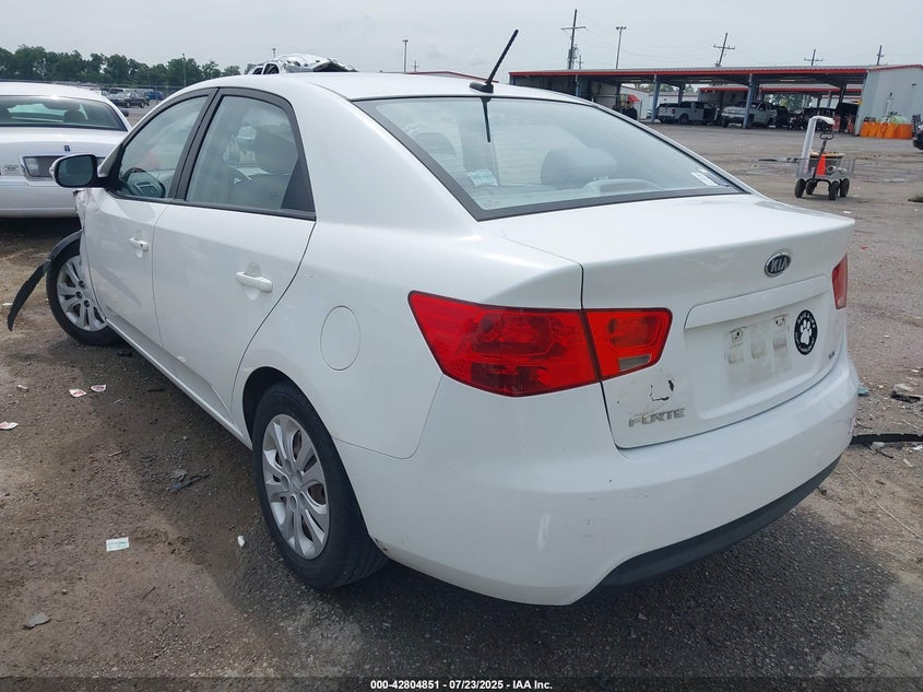 2010 Kia Forte Ex VIN: KNAFU4A21A5812723 Lot: 42804851