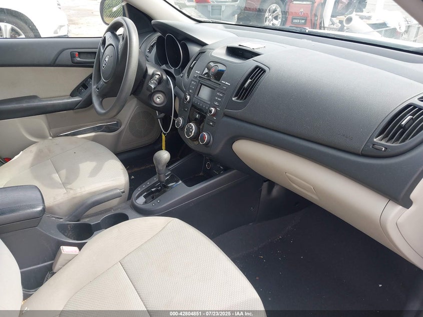 2010 Kia Forte Ex VIN: KNAFU4A21A5812723 Lot: 42804851