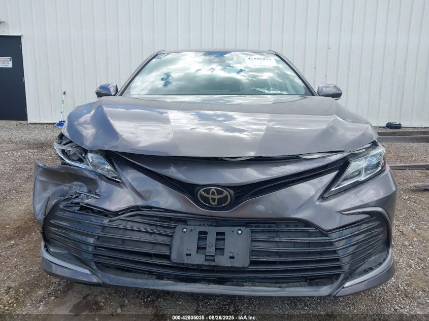 2022 Toyota Camry Le VIN: 4T1R11AK7NU647680 Lot: 42805035