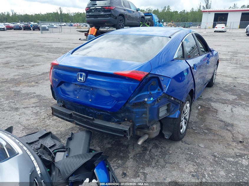 VIN 19XFC2F58JE006749 2018 HONDA CIVIC LX