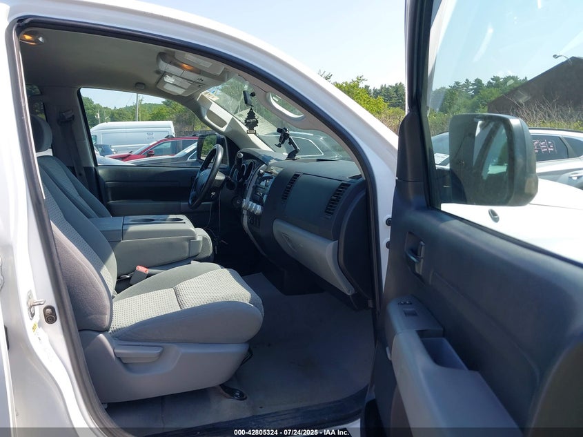 2010 Toyota Tundra Grade 4.6L V8 VIN: 5TFUM5F14AX014785 Lot: 42805324