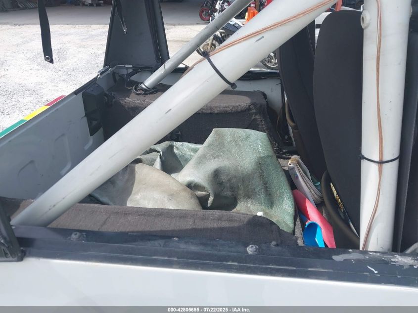 1990 Jeep Wrangler / Yj S VIN: 2J4FY19E3LJ506965 Lot: 42805655