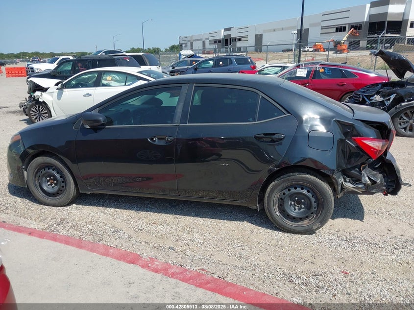 2018 TOYOTA COROLLA LE - 5YFBURHE9JP795820