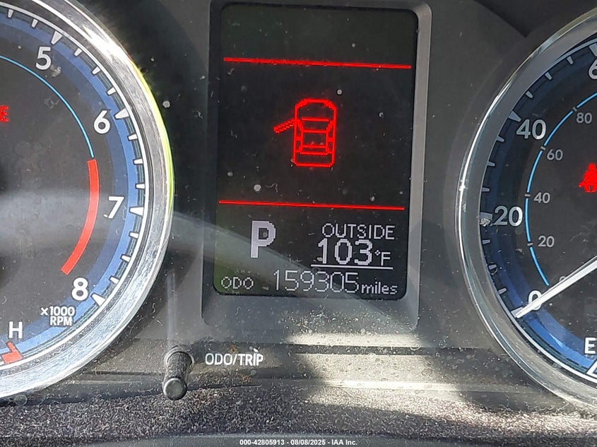 2018 TOYOTA COROLLA LE - 5YFBURHE9JP795820