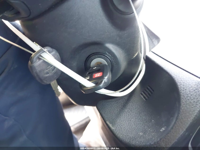 2018 TOYOTA COROLLA LE - 5YFBURHE9JP795820