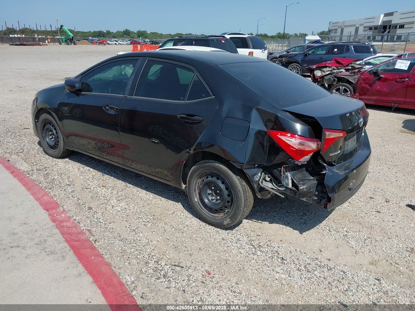2018 TOYOTA COROLLA LE - 5YFBURHE9JP795820