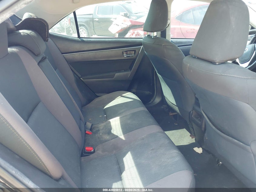 2018 TOYOTA COROLLA LE - 5YFBURHE9JP795820