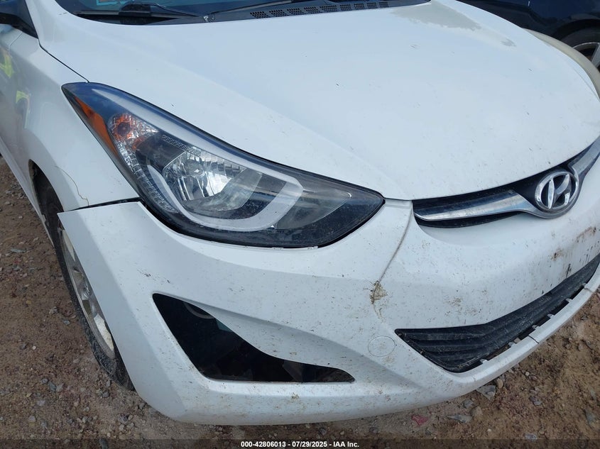 2015 HYUNDAI ELANTRA SE 5NPDH4AE0FH614554
