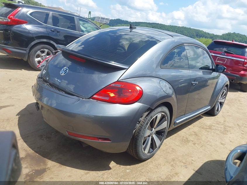 2013 VOLKSWAGEN BEETLE 2.0T TURBO - 3VWVS7AT5DM683735