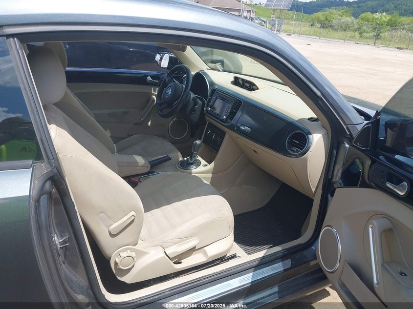2013 VOLKSWAGEN BEETLE 2.0T TURBO - 3VWVS7AT5DM683735