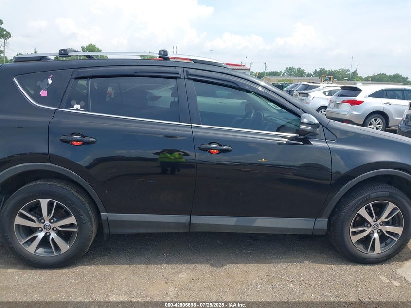 2017 TOYOTA RAV4 XLE - 2T3WFREV7HW387493