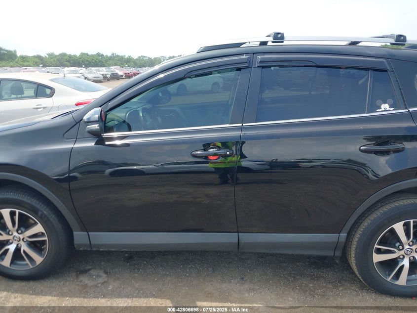 2017 TOYOTA RAV4 XLE - 2T3WFREV7HW387493