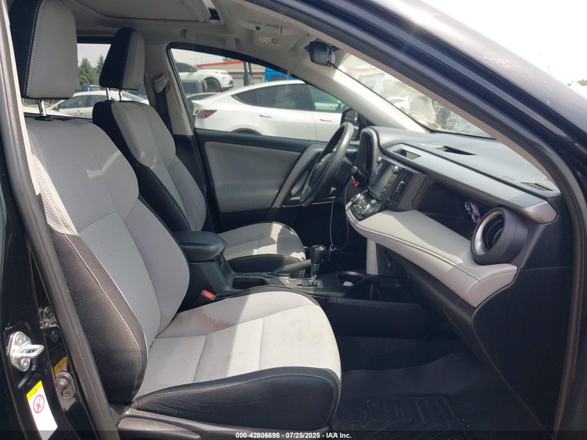 2017 TOYOTA RAV4 XLE - 2T3WFREV7HW387493