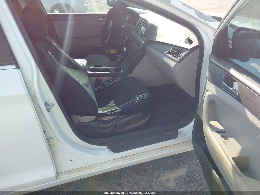 VIN 5NPE24AF8HH489577 2017 HYUNDAI SONATA