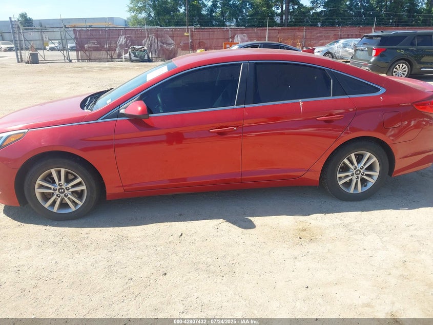 VIN 5NPE24AF8HH525056 2017 HYUNDAI SONATA