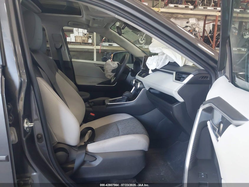 2023 TOYOTA RAV4 XLE - 2T3P1RFV5PW353777