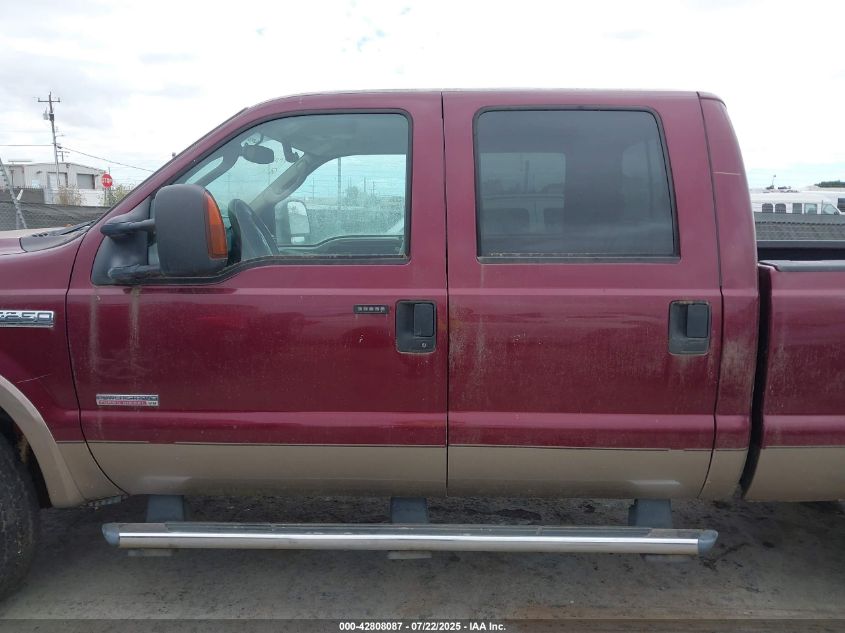 2005 Ford F-250 2005 Ford F-250 Lariat 4X4 Crew Cab Pickup VIN: 1FTSW21P45EC40063 Lot: 14084862