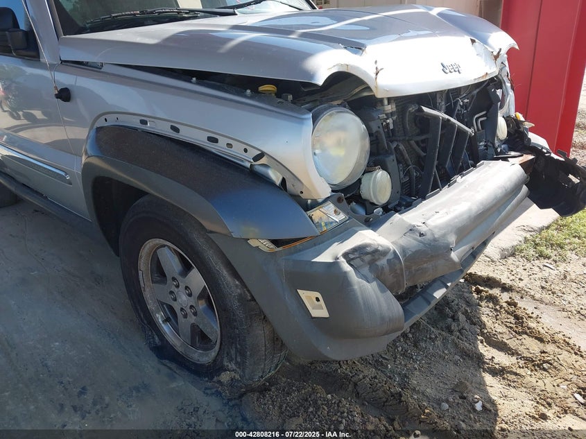 1J4GL48KX6W148630 2006 JEEP LIBERTY (NORTH AMERICA) photo no. 13