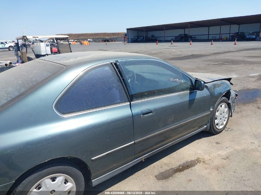 1996 Honda Accord Lx VIN: 1HGCD7239TA028865 Lot: 42809468