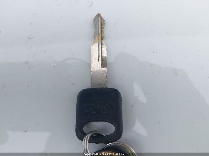 1999 Ford Econoline E450 Super Duty Cutwy Rv VIN: 1FDXE40F0XHB23302 Lot: 42809521