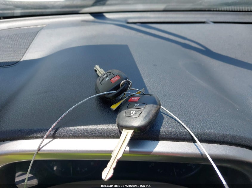 2017 TOYOTA RAV4 LE - JTMBFREV3HJ713156