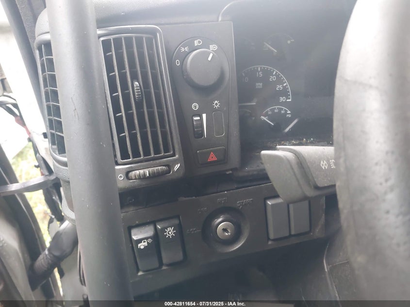 2020 Volvo Vnl VIN: 4V4NC9EH1LN229248 Lot: 42811654