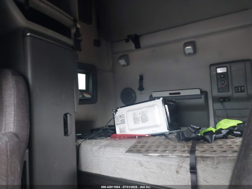 2020 Volvo Vnl VIN: 4V4NC9EH1LN229248 Lot: 42811654