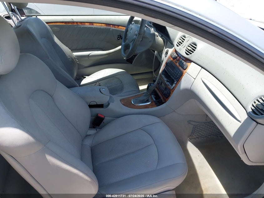 2003 Mercedes-Benz Clk 320 VIN: WDBTJ65J13F034432 Lot: 42811731