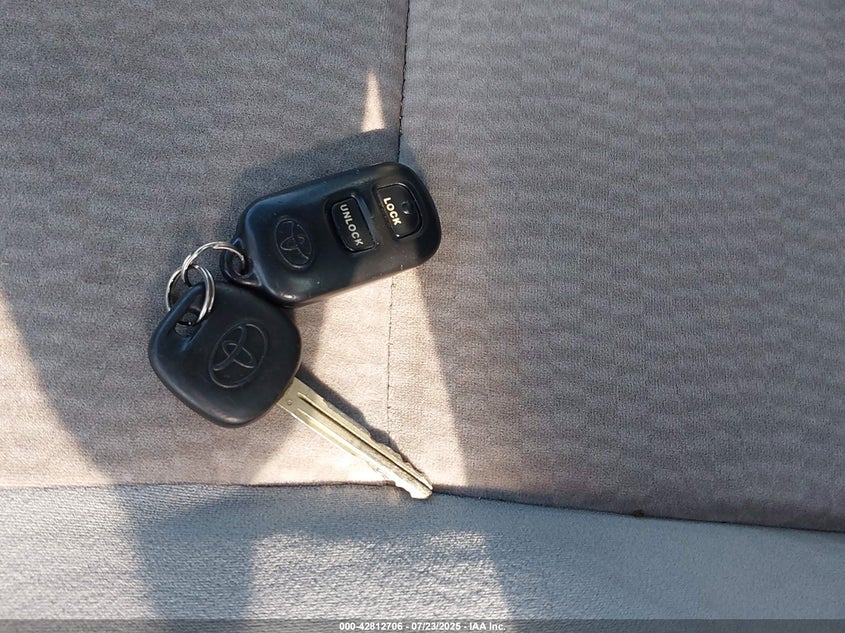 2008 Toyota Corolla Le VIN: 2T1BR32E98C884109 Lot: 42812706