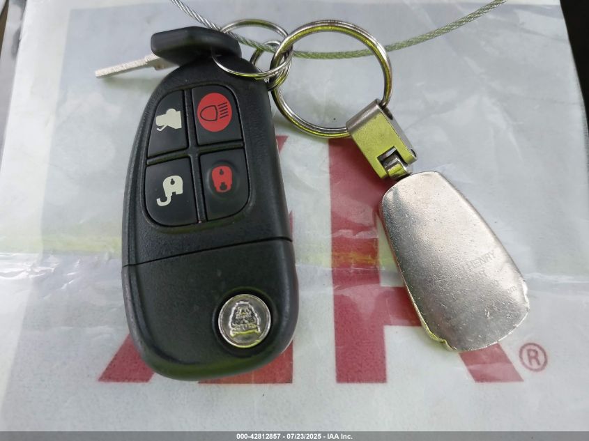 2002 Jaguar X-Type 2.5L VIN: SAJEA51D92XC15084 Lot: 42812857