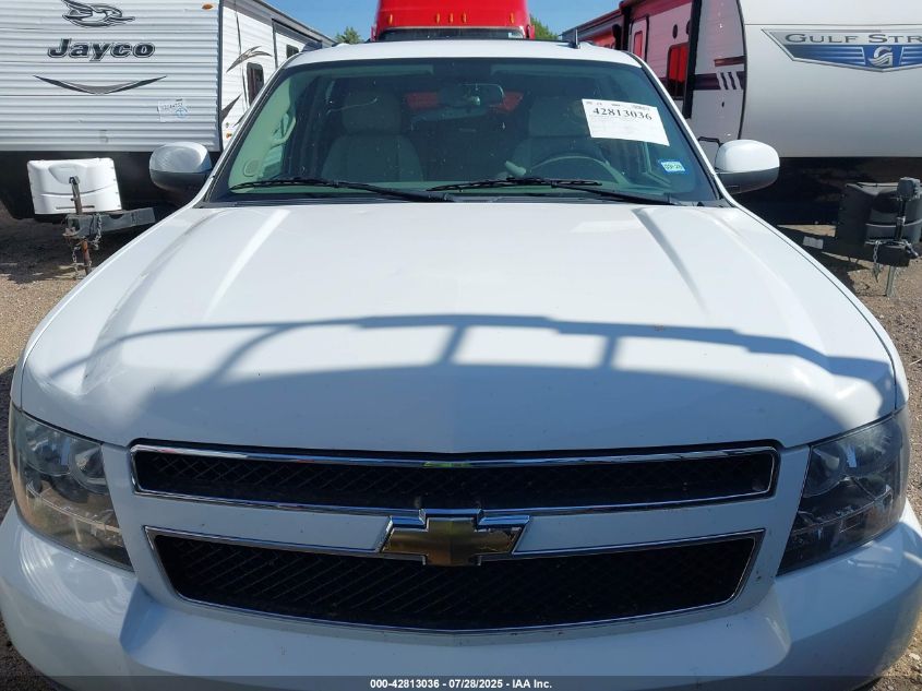 2009 Chevrolet Suburban 1500 Lt1 VIN: 1GNFC26099R153772 Lot: 42813036