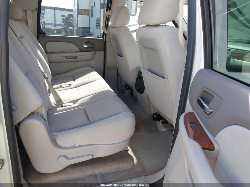 2009 Chevrolet Suburban 1500 Lt1 VIN: 1GNFC26099R153772 Lot: 42813036