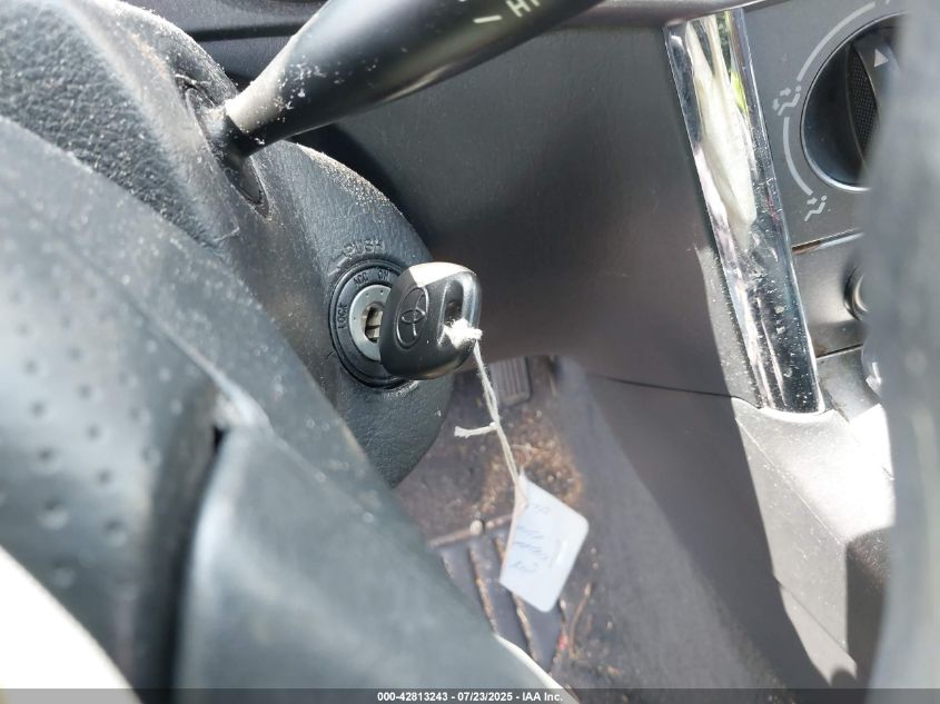 2008 Toyota Matrix VIN: 2T1KR32E68C695529 Lot: 42813243