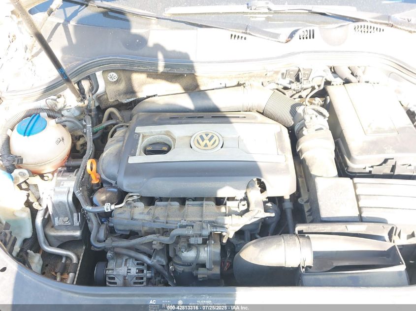 2009 Volkswagen Passat VIN: WVEJK3C29P028433 Lot: 42813316