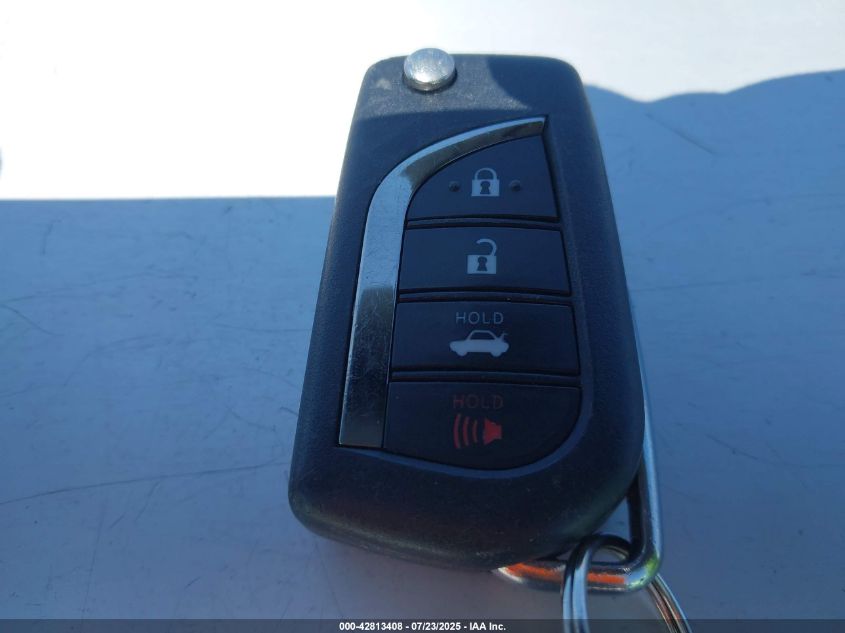 2020 Toyota Corolla Le VIN: 5YFEPRAE5LP117163 Lot: 42813408