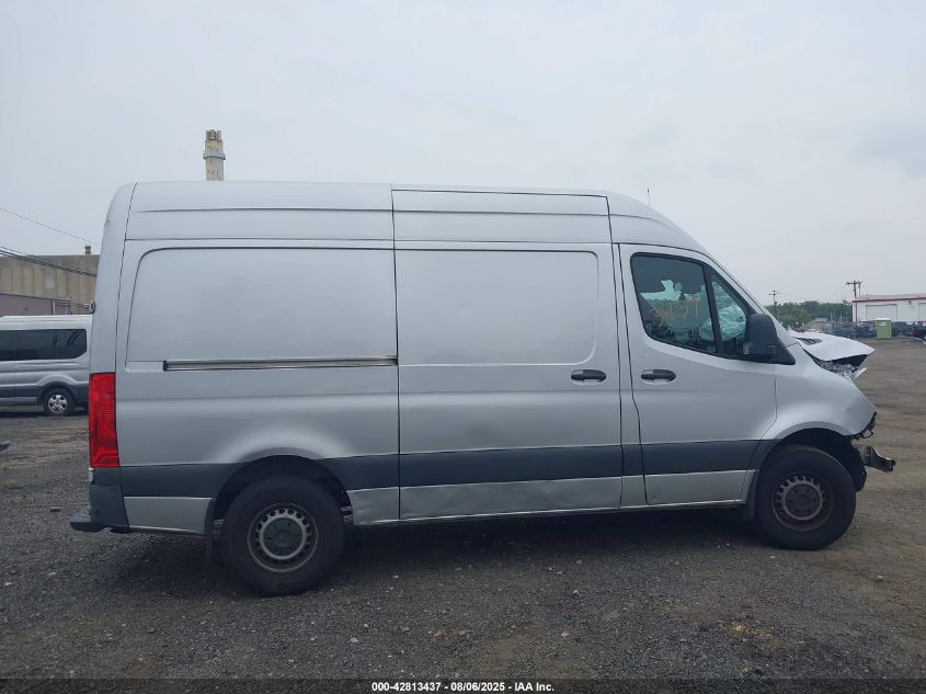 2022 Mercedes-Benz Sprinter 2500 Standard Roof I4 VIN: W1W40BHY9NT095174 Lot: 42813437