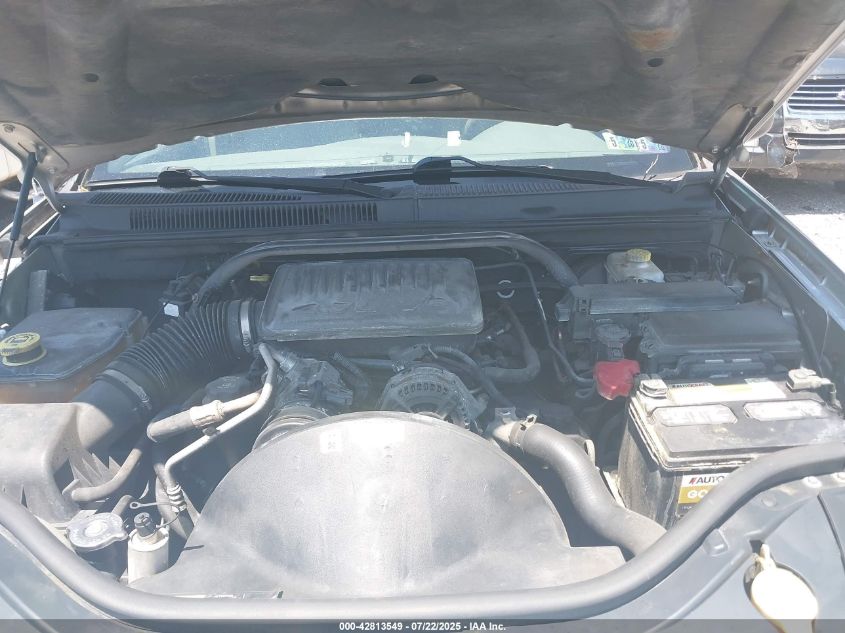 2005 Jeep Grand Cherokee Laredo VIN: 1J4HR48N05C540139 Lot: 42813549