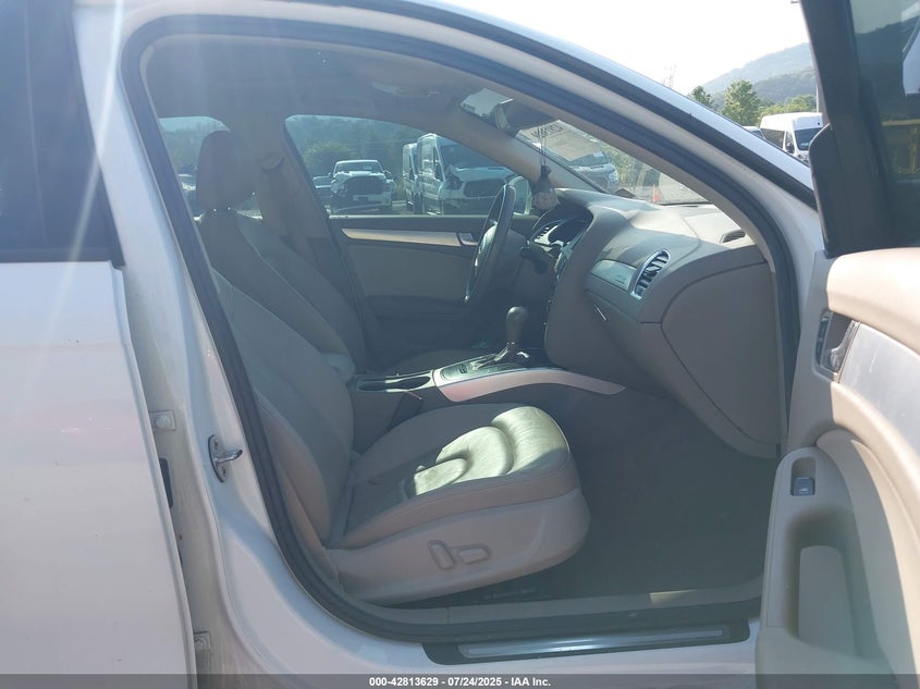 2011 Audi A4 2.0T Premium VIN: WAUBFAFL0BN010836 Lot: 42813629