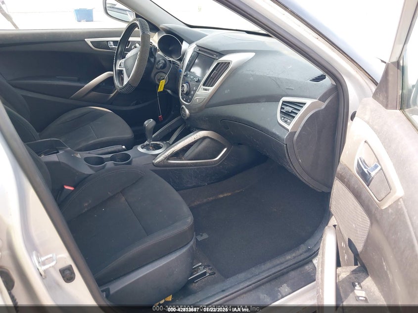 KMHTC6AD8GU263263 2016 HYUNDAI VELOSTER photo no. 5