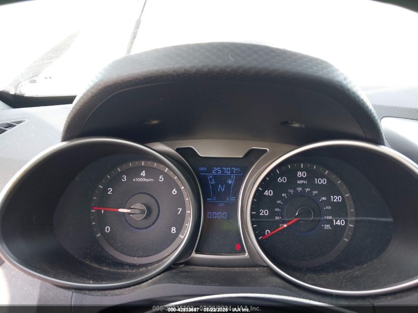 2016 Hyundai Veloster VIN: KMHTC6AD8GU263263 Lot: 42813657