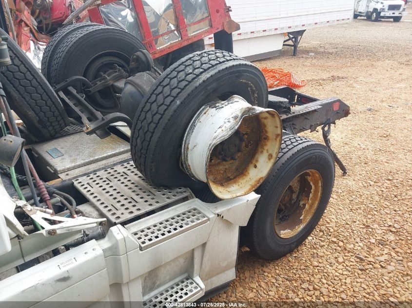 2015 Volvo Vn Vnl VIN: 4V4NC9EHXFN190115 Lot: 42813843