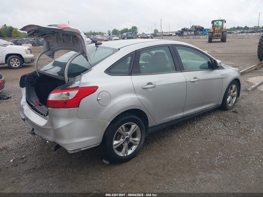 1FADP3F2XDL378568 2013 FORD FOCUS photo no. 4