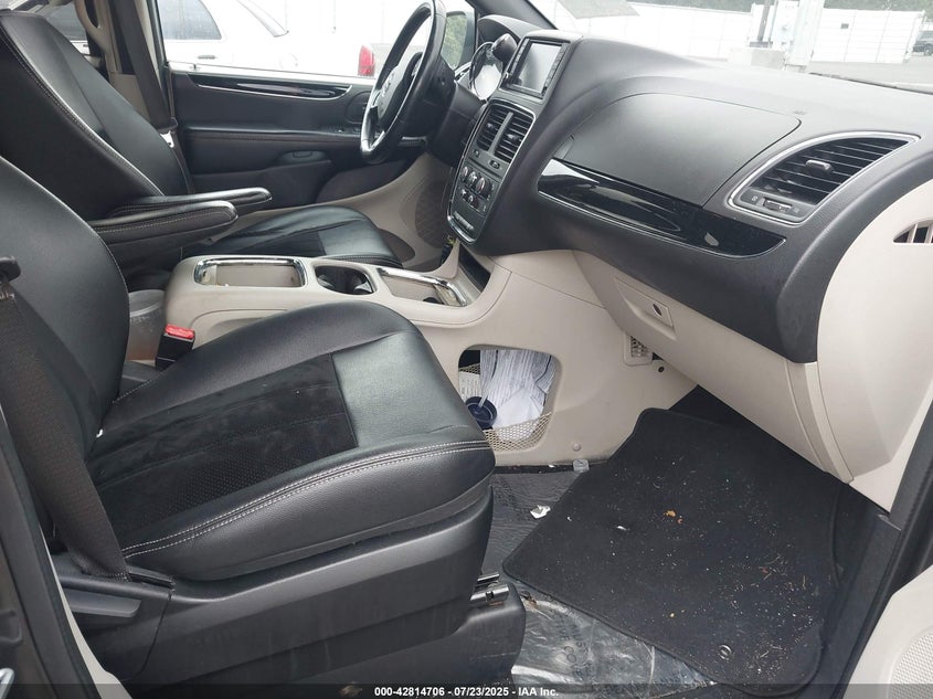 2018 Dodge Grand Caravan Sxt VIN: 2C4RDGCG7JR218246 Lot: 42814706