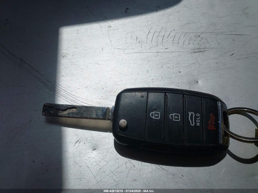 2017 Kia Optima Lx VIN: 5XXGT4L37HG171860 Lot: 42815215