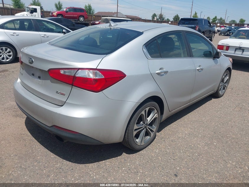 2016 Kia Forte Ex VIN: KNAFX4A86G5612019 Lot: 42815593