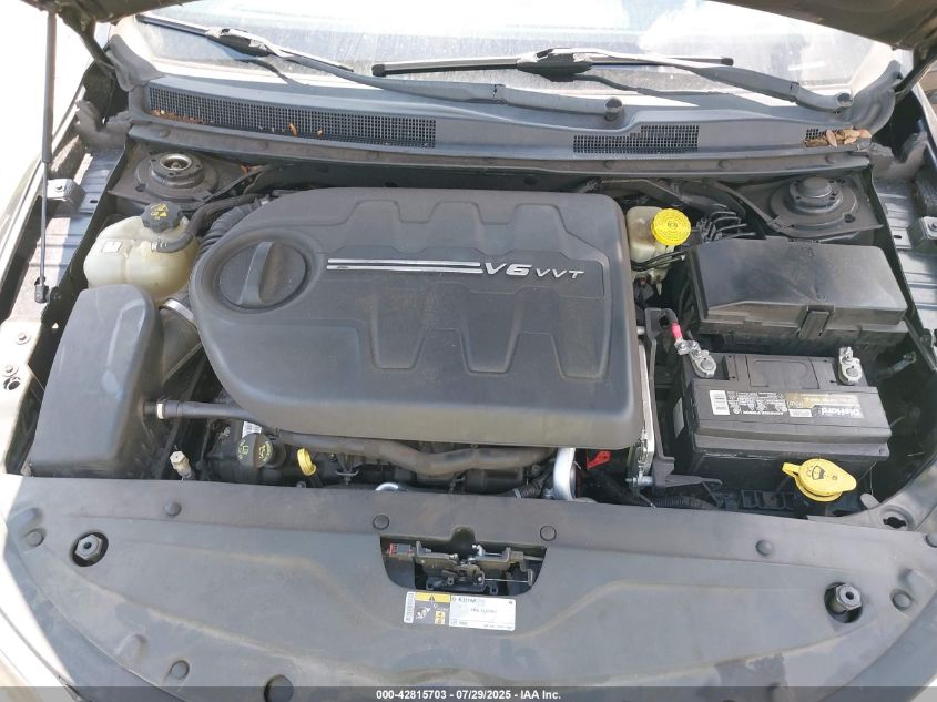 2015 Chrysler 200 C VIN: 1C3CCCCG2FN580821 Lot: 42815703