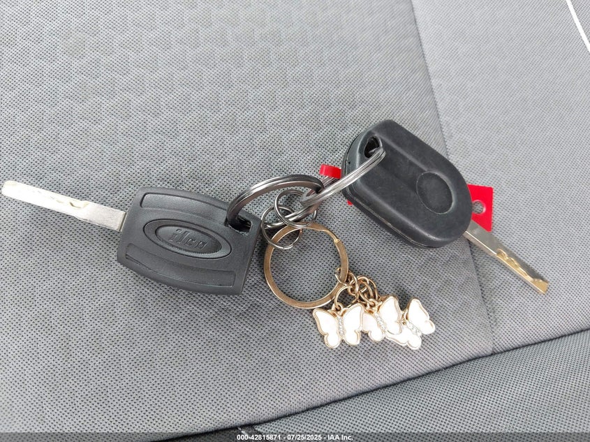 VIN 1FMCU0GD2JUC11734 2018 FORD ESCAPE SE