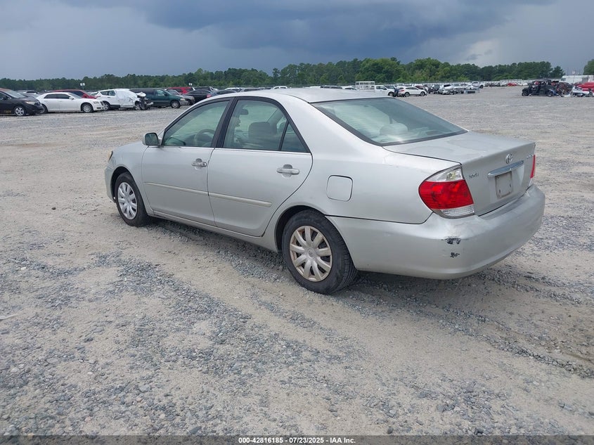4T1BE32K05U519121 2005 TOYOTA CAMRY photo no. 3
